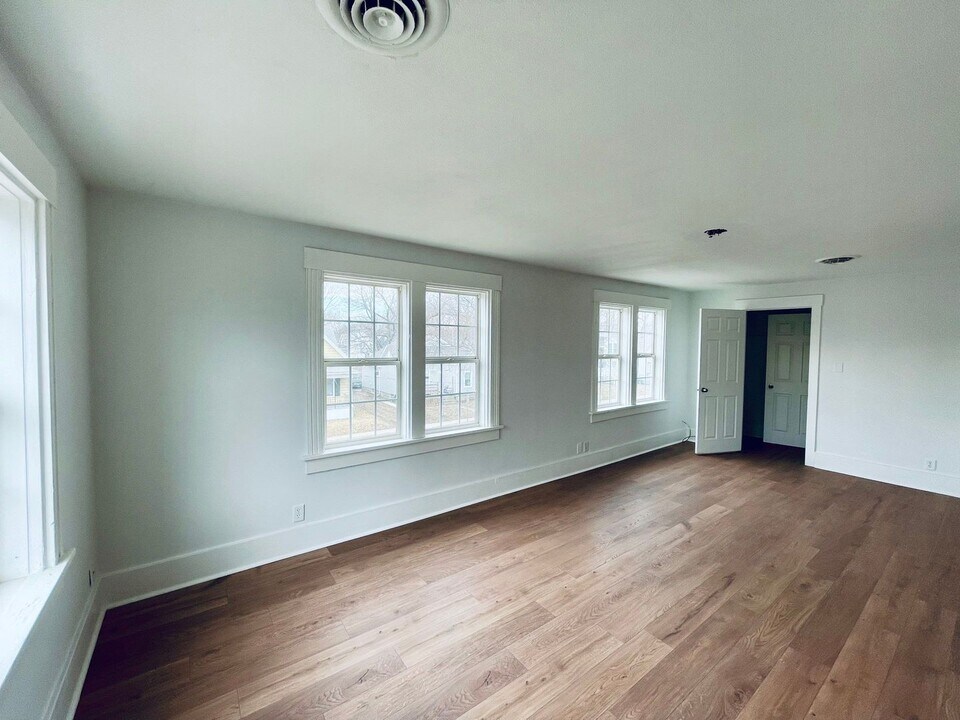 1144 S Spring St in Springfield, IL - Building Photo