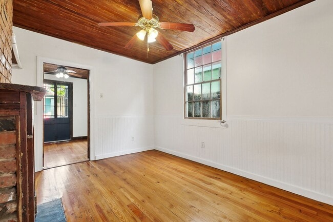 1021 Music St in New Orleans, LA - Building Photo - Building Photo