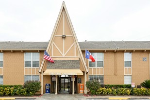 Casa Cruz Apartments