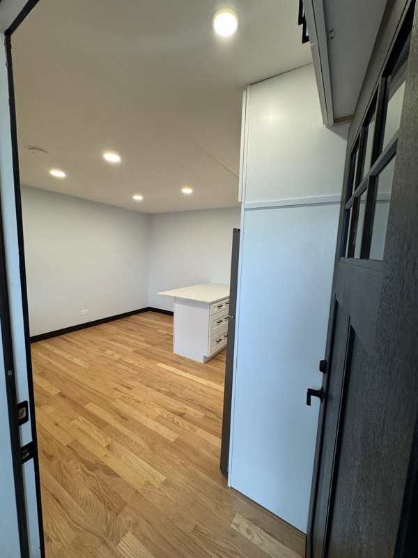 5916 N Odell Ave in Chicago, IL - Building Photo - Building Photo