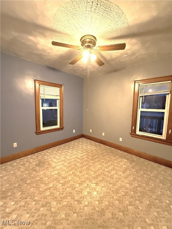 160 10th St in Wellsburg, WV - Building Photo - Building Photo
