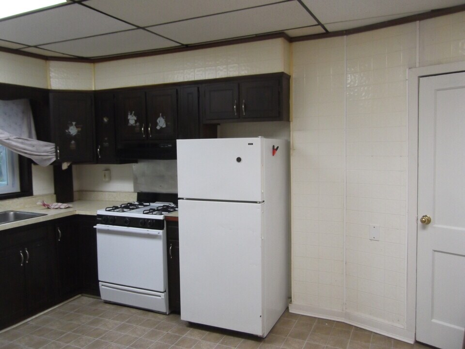 2210 Presbury St Photo