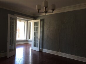 5131 S Ingleside Ave, Unit 1 in Chicago, IL - Foto de edificio - Building Photo