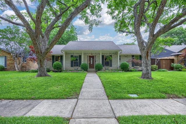 property at 1404 Seminole Dr