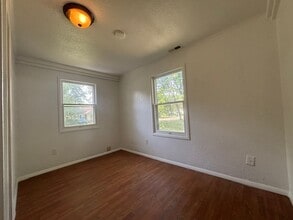 2541 W State St in Springfield, MO - Building Photo - Building Photo