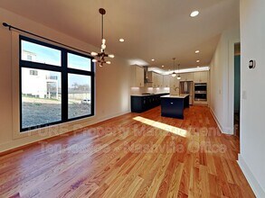 1256 Thomas St in Nashville, TN - Building Photo - Building Photo
