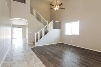 8502 W Luken Way in Tolleson, AZ - Building Photo - Building Photo