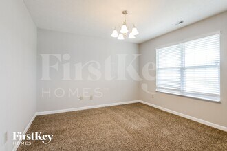 2702 Kilmurray Dr in Brownsburg, IN - Foto de edificio - Building Photo
