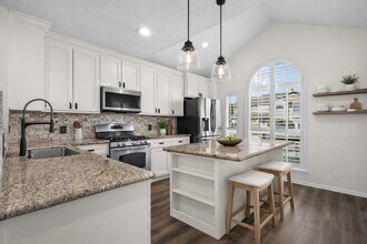 4826 Stonebridge St in Baytown, TX - Building Photo - Building Photo