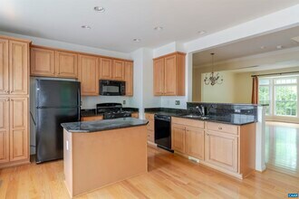 934 Bing Ln in Charlottesville, VA - Building Photo - Building Photo