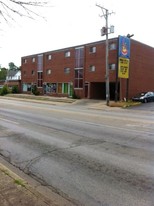 2421-2425 Washington St in Waukegan, IL - Building Photo