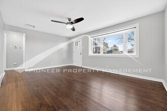 1435 S Benton St in Lakewood, CO - Building Photo - Building Photo