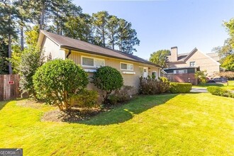 1507 Cortez Ln NE in Atlanta, GA - Building Photo - Building Photo