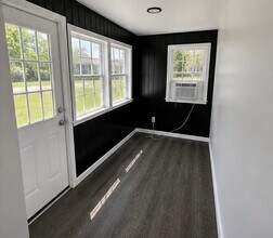 5870 Villa Ave in Indianapolis, IN - Building Photo - Building Photo