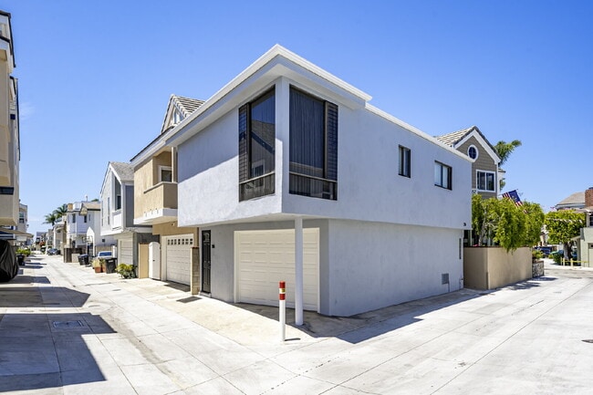 property at 226 Garnet Ave
