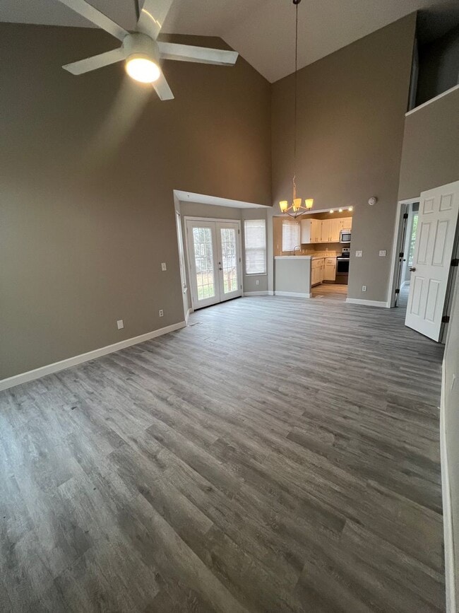 716 Liberty Village Dr in Florissant, MO - Building Photo - Building Photo