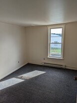 4819 US Ave, Unit 10 in Plattsburgh, NY - Building Photo