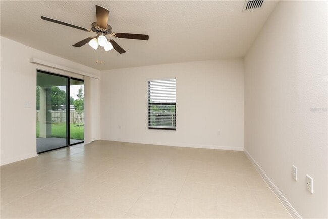 35665 Rose Moss Ave in Leesburg, FL - Building Photo - Building Photo