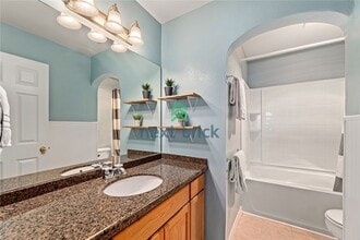 17716 8th Pl W in Lynnwood, WA - Building Photo - Building Photo