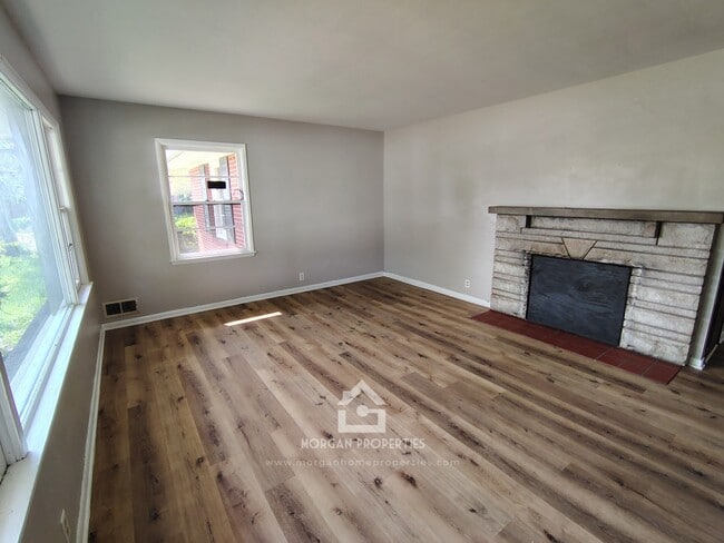 2634 Brown St in Anderson, IN - Foto de edificio - Building Photo