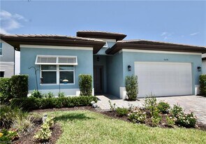 3628 Sapphire Cv Cir in Naples, FL - Building Photo
