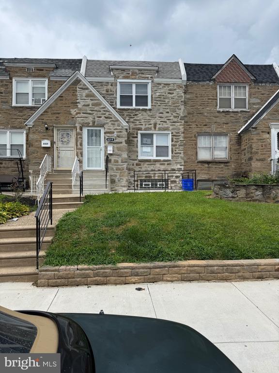 property at 8219 Williams Ave