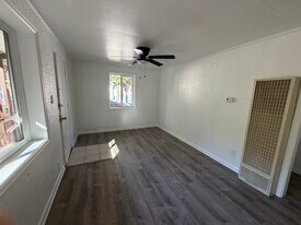 3 Arapahoe Pl in Manitou Springs, CO - Building Photo
