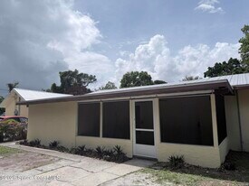 1153 Carlton Dr in Melbourne, FL - Building Photo