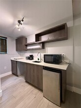 6755 Harding Ave in Miami Beach, FL - Building Photo - Building Photo