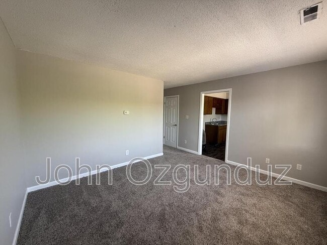 2814 Rochelle St in Durham, NC - Building Photo - Building Photo