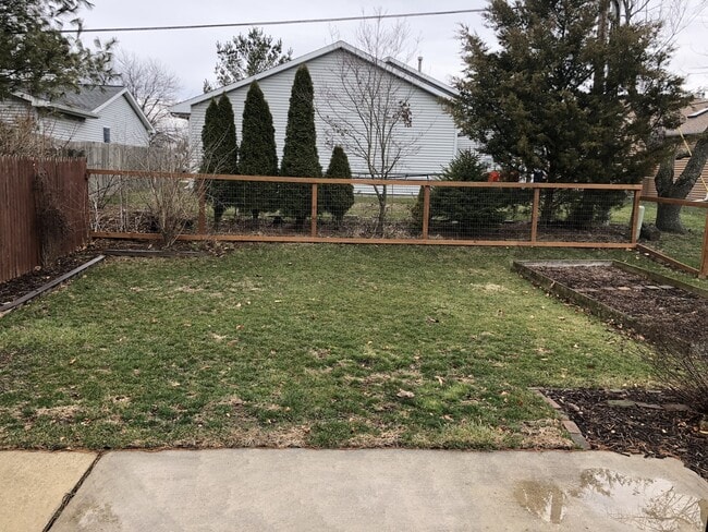 3106 Chatham Dr in Urbana, IL - Building Photo - Building Photo