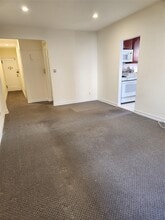 285 Central Ave in Hempstead, NY - Building Photo - Building Photo