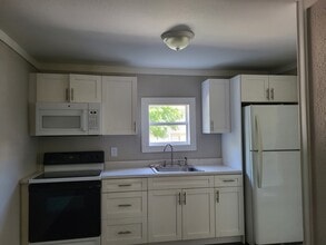 1523 w hiawatha st, Unit Apt 1 in Tampa, FL - Building Photo - Building Photo