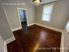 2716 Centre Ave NW in Roanoke, VA - Building Photo - Building Photo