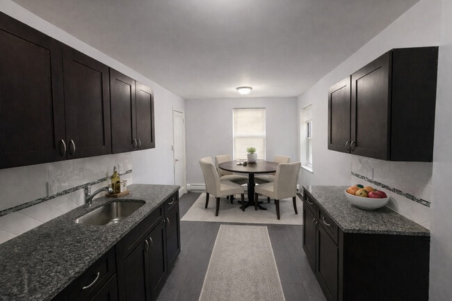 65 Prospect St in East Orange, NJ - Building Photo - Building Photo