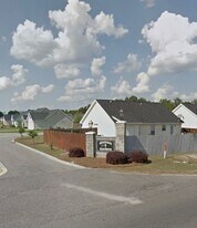 2332 Petal Path in Effingham, SC - Building Photo