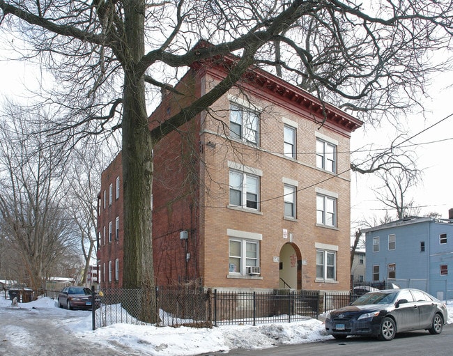 152-154 Brook St in Hartford, CT - Building Photo - Building Photo