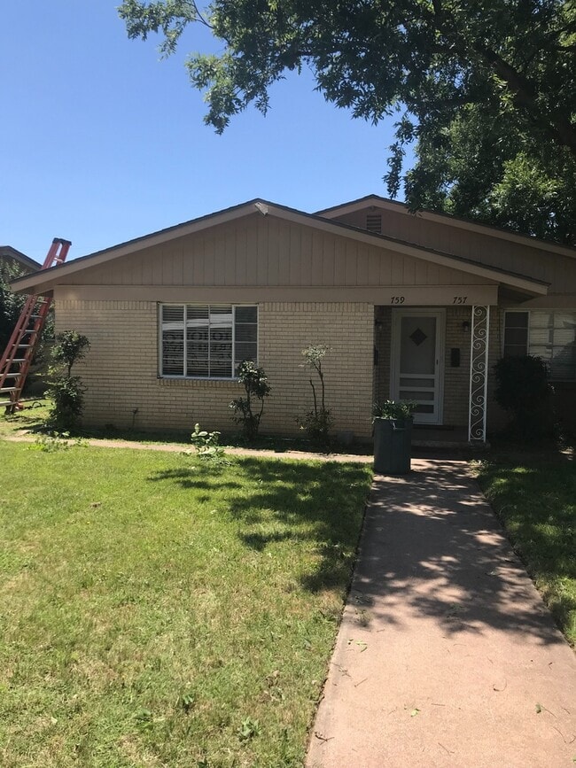 property at 759 E N 13th St