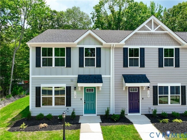 property at 1121 Canterbury Rdg Rd