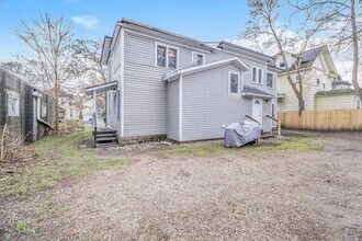 414-416 Oak St in Kalamazoo, MI - Building Photo - Building Photo