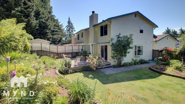 property at 419 122nd St SW