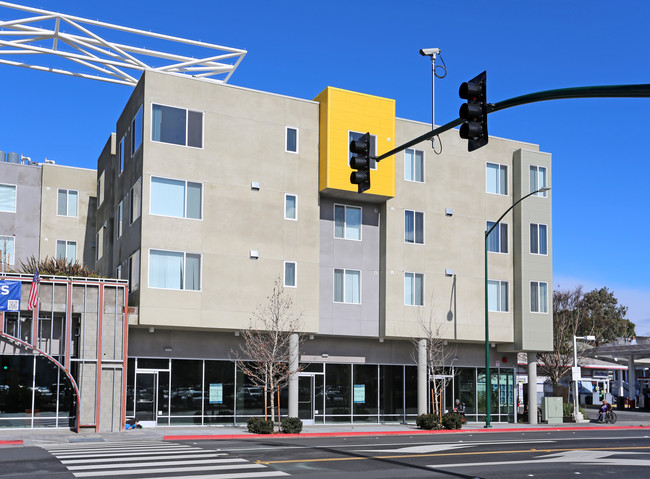 808 A Street Apartments in Hayward, CA - Building Photo - Building Photo