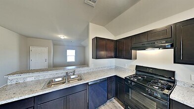 11600 NW 97th St in Yukon, OK - Building Photo - Building Photo