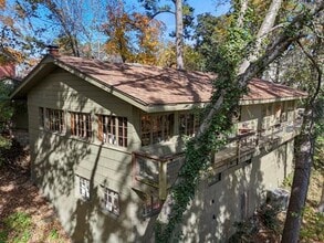 60 Crescent Dr in Eureka Springs, AR - Building Photo - Building Photo