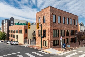1 West Cary Apartments in Richmond, VA - Foto de edificio - Building Photo