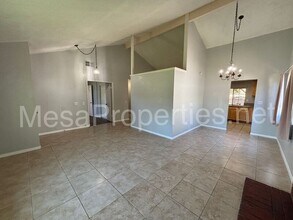 6632 Bandola St in Rancho Cucamonga, CA - Building Photo - Building Photo