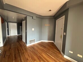 3700 N Sheffield Ave in Chicago, IL - Building Photo - Building Photo