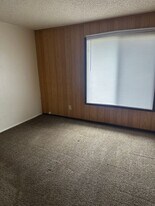 912 Feather Dr in Copperopolis, CA - Building Photo