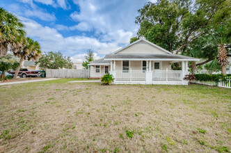 Little Blue Hideaway in Dunedin, FL - Building Photo - Building Photo