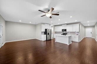 161 Flexus Ln in Liberty Hill, TX - Building Photo - Building Photo